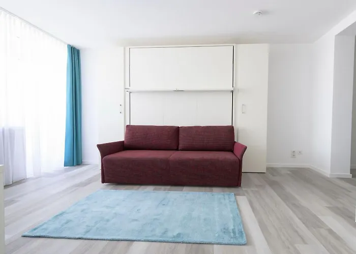 Huber Living 3* Germering
