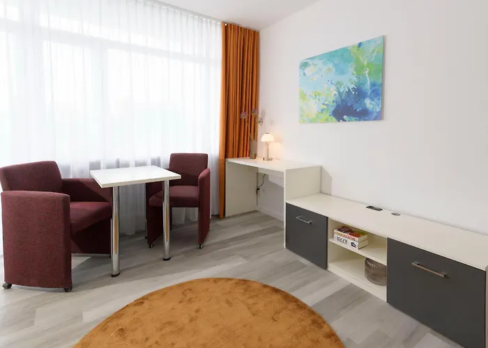 Huber Living 3* Germering