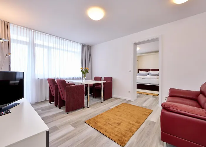 Huber Living 3* Germering